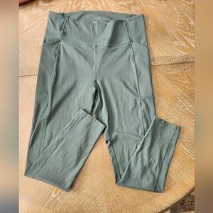 Girlfriend Collective pocket legging in moss, XL